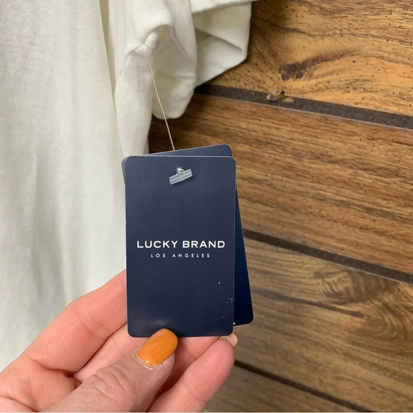 Lucky Brand size XL AC/DC Cream Graphic Tee NWT - Picture 8 of 8